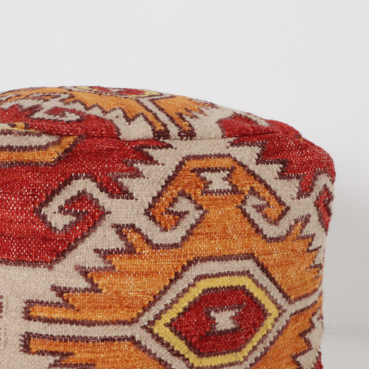 Thar Pouf English Traditions